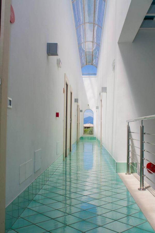 Ganimede Hotel Sperlonga Exteriör bild