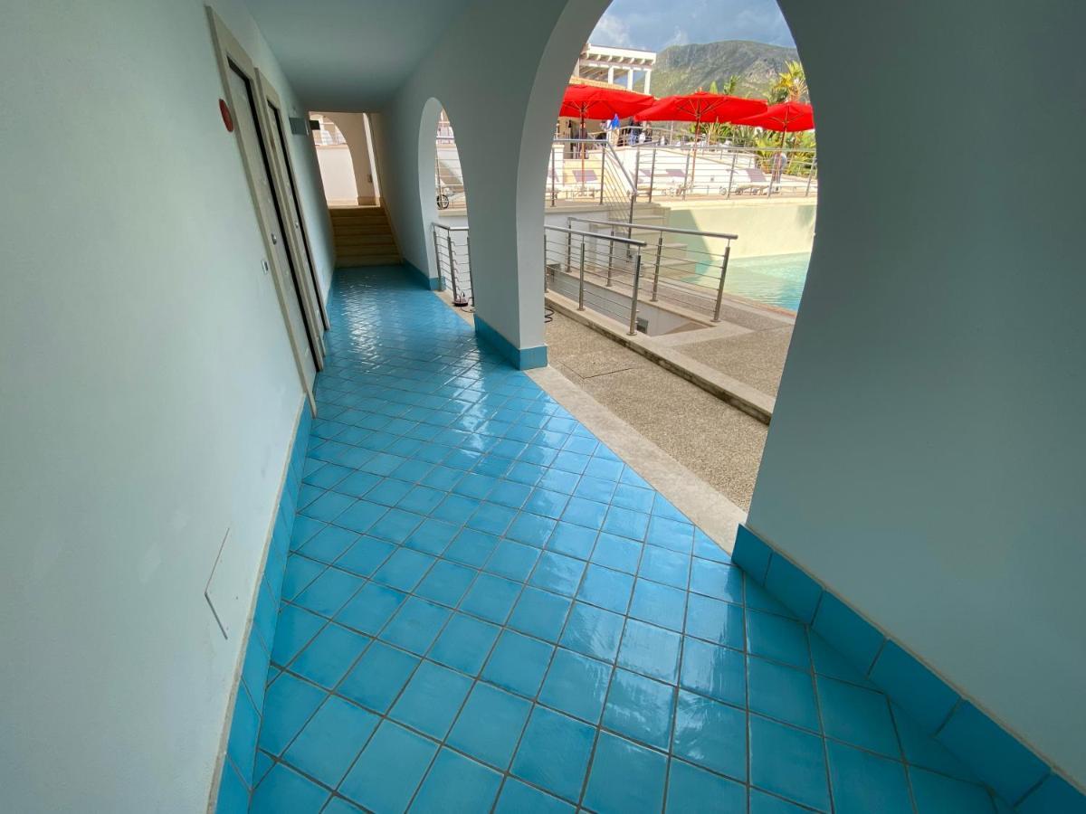Ganimede Hotel Sperlonga Exteriör bild