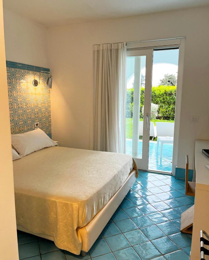 Ganimede Hotel Sperlonga Exteriör bild
