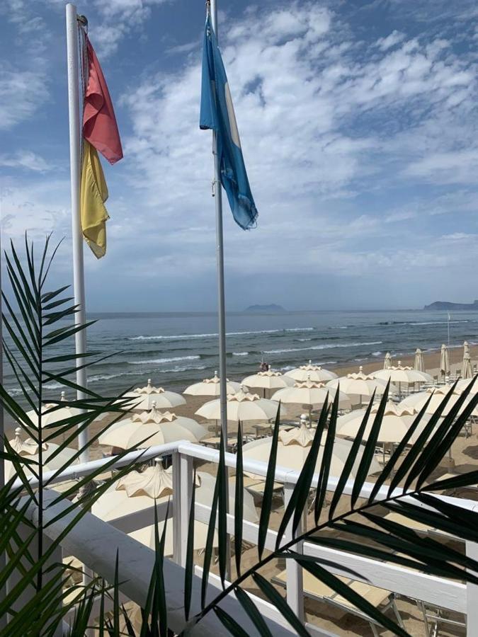 Ganimede Hotel Sperlonga Exteriör bild