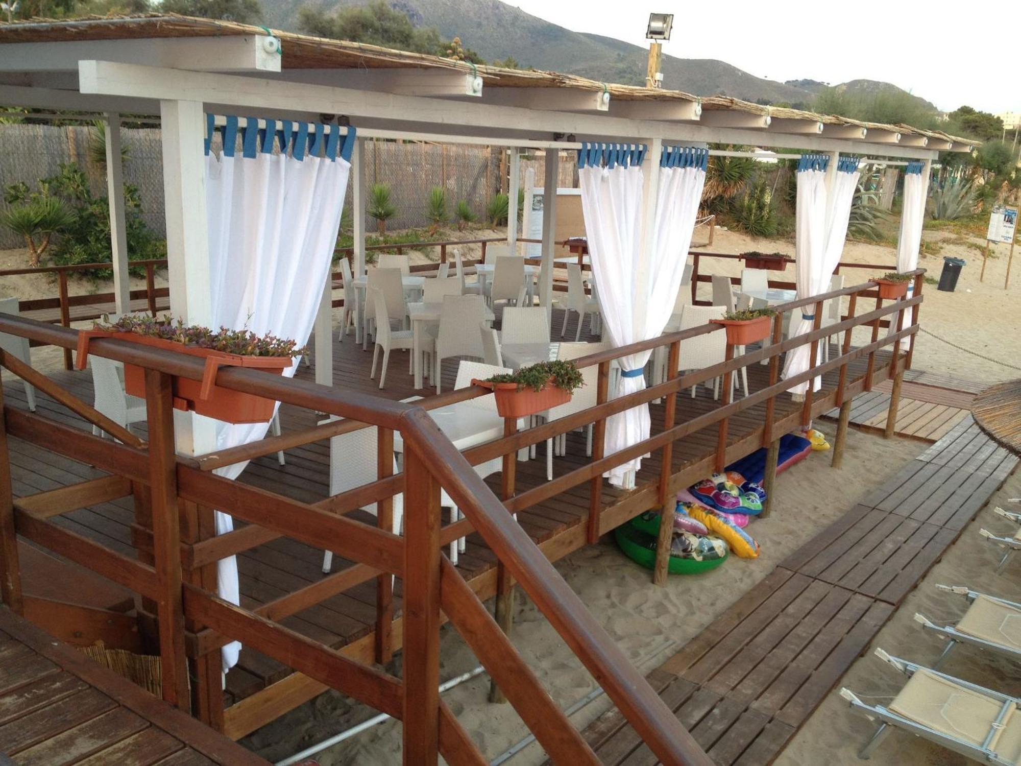 Ganimede Hotel Sperlonga Exteriör bild