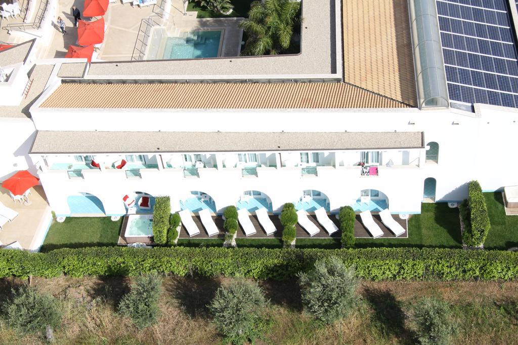 Ganimede Hotel Sperlonga Exteriör bild